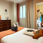 펜션 Maisonmaison De Village Avec Terrasse Au Coeur De Sérignan