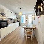 Maisonmaison De Village Avec Terrasse Au Coeur De Nyaraló