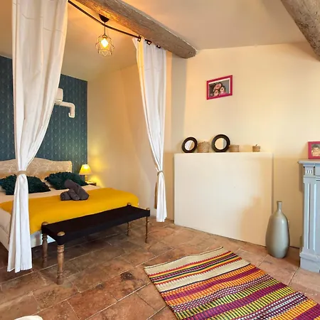 Maisonmaison De Village Avec Terrasse Au Coeur De * Sérignan