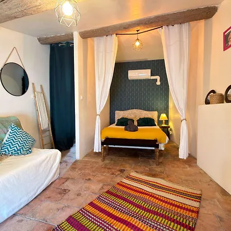 Casa vacanze Maisonmaison De Village Avec Terrasse Au Coeur De *
